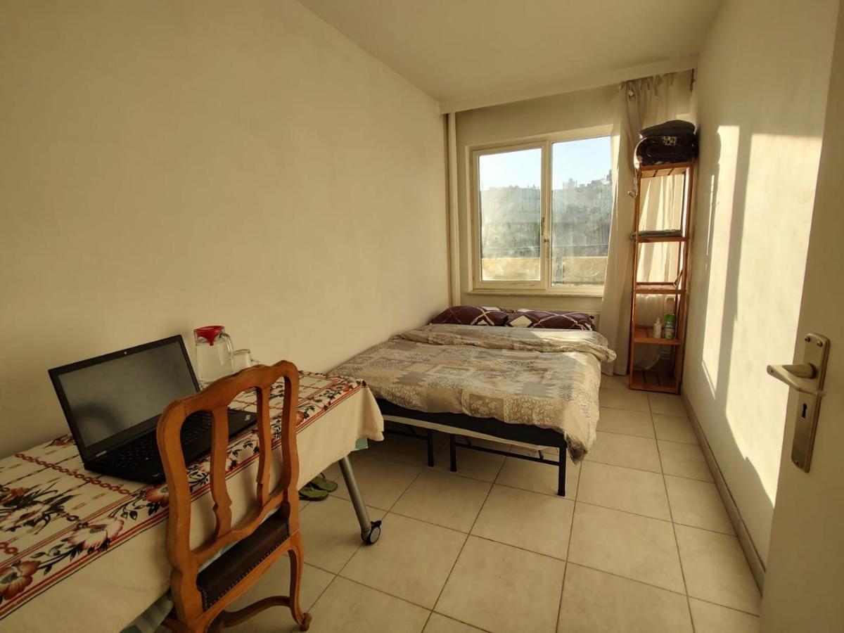 Private Room In An Appartment -Near To Brussel Central With Lift - Not A Hotel 외부 사진